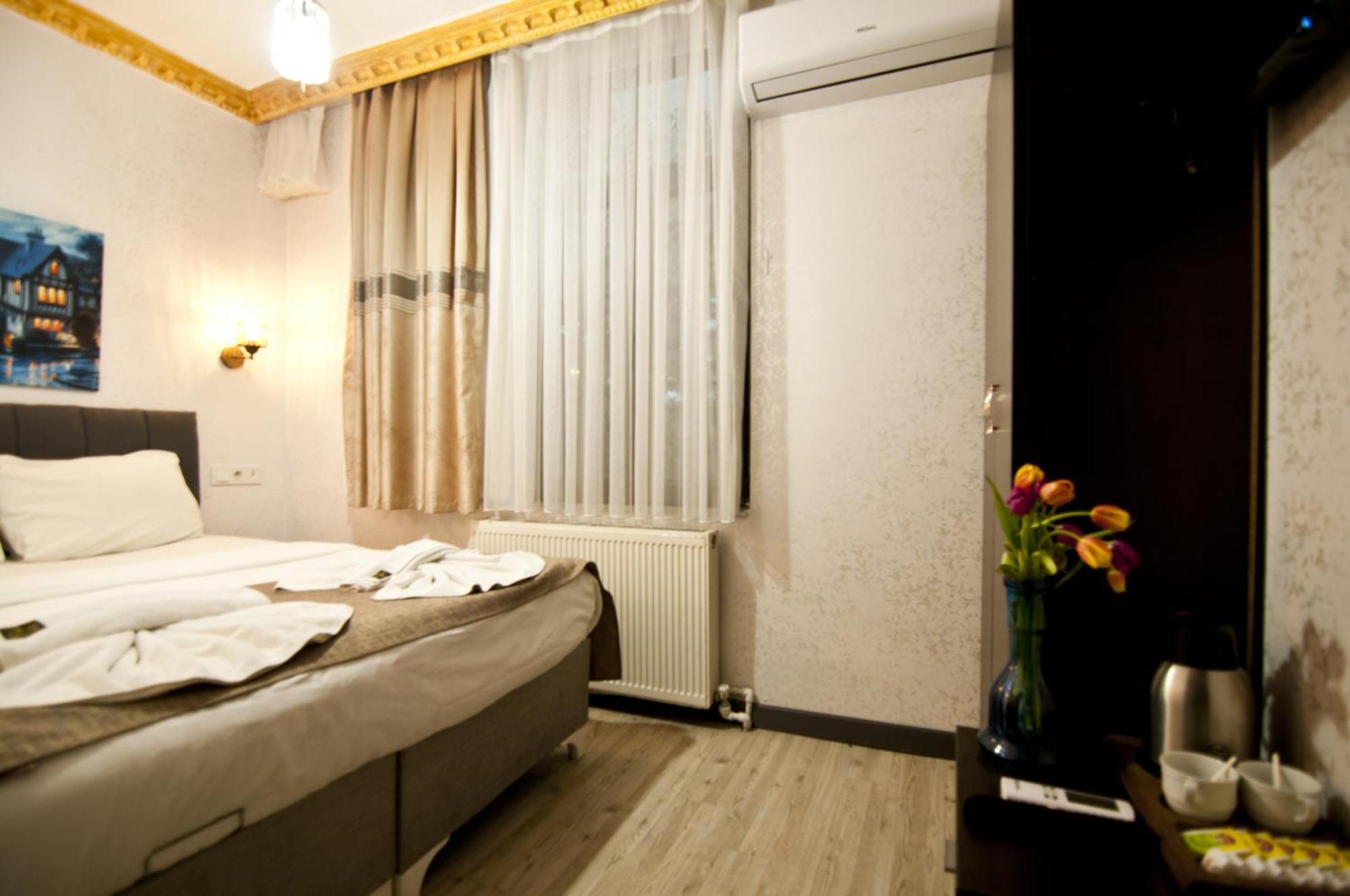 Отель Golden Horn Park 3*